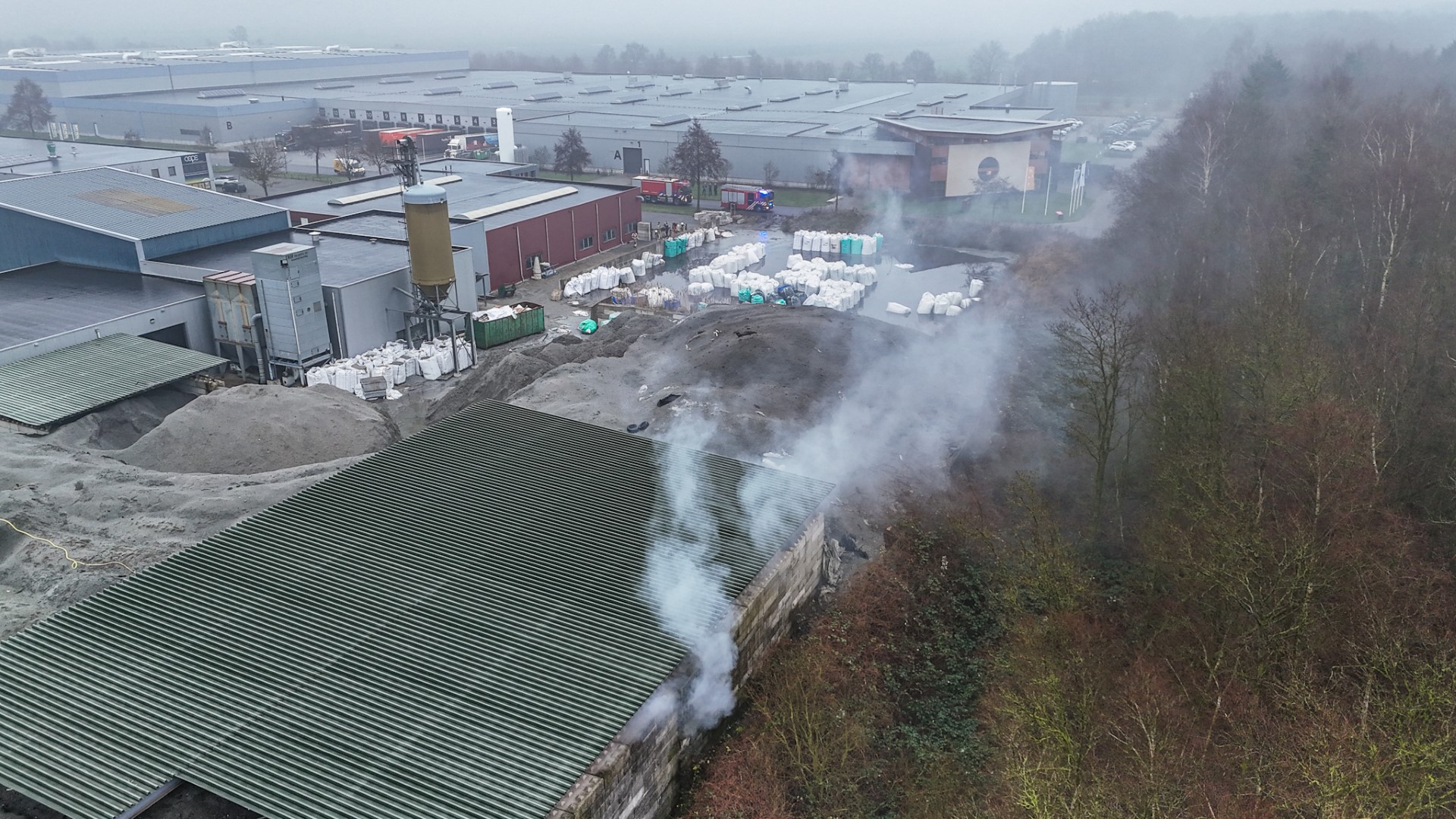 Brand bij voormalige recyclinglocatie