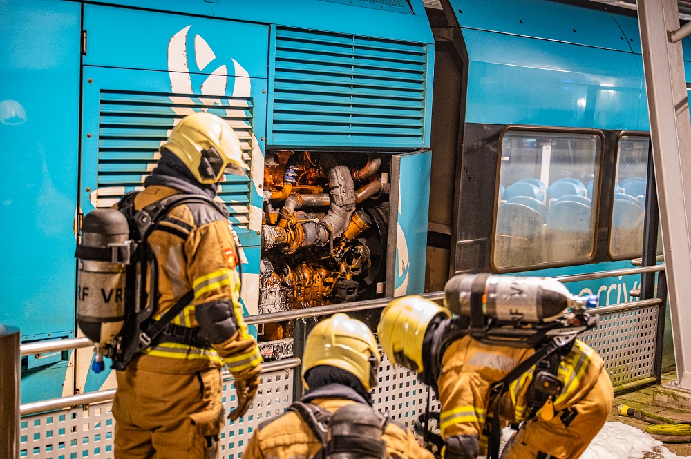 Brand in passagierstrein: treinverkeer stilgelegd