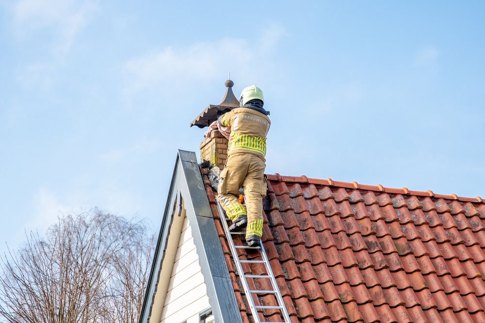 Brandweer opgeroepen voor schoorsteenbrand