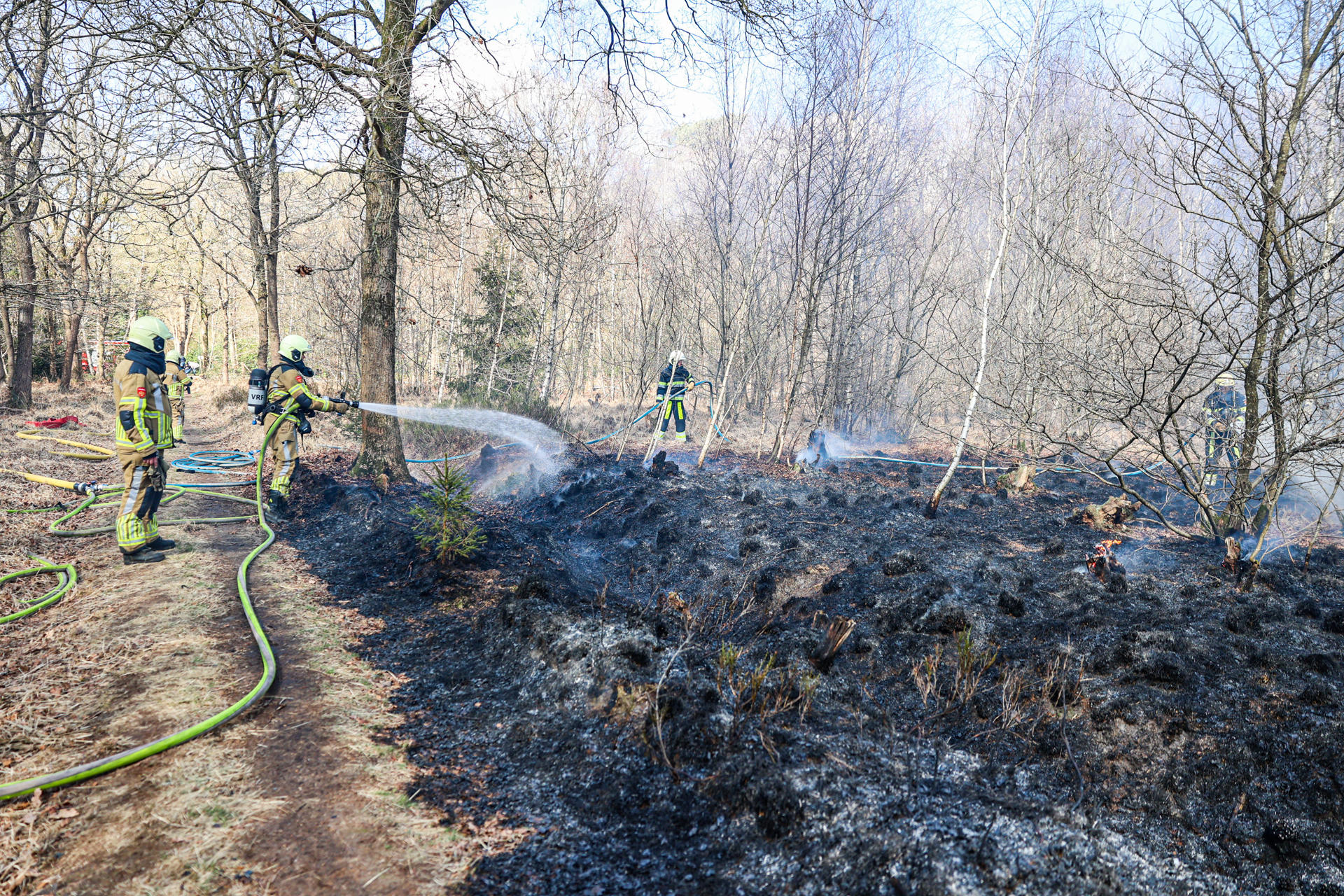 Natuurbrand opgeschaald naar ‘grote brand’