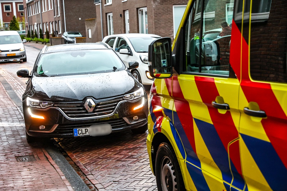 Voetganger gewond na botsing met auto