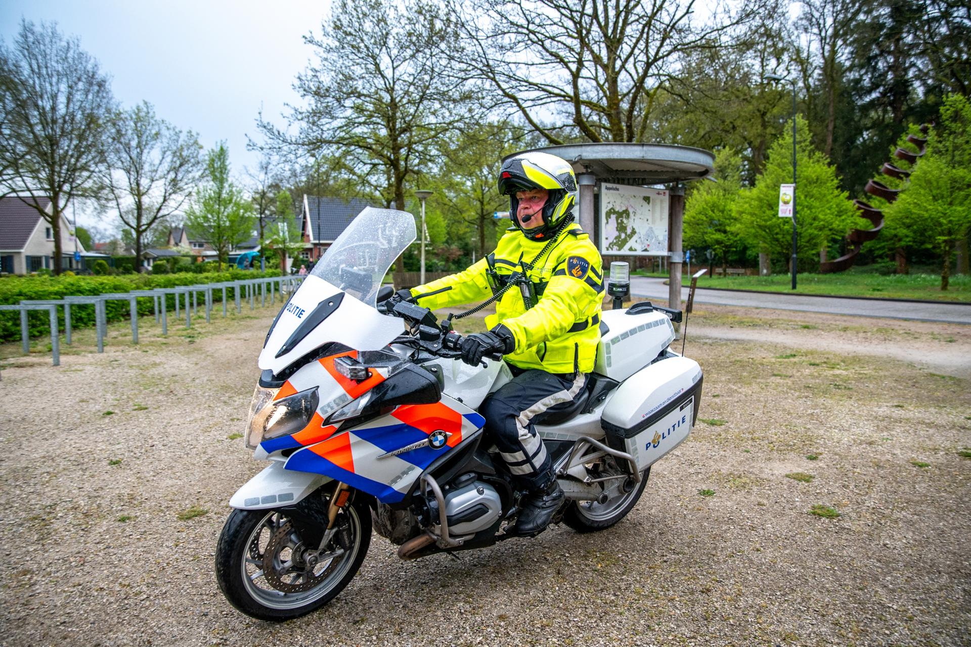 Kinderen op de vlucht in Het Jachtseizoen, acht bereiken met succes de finish