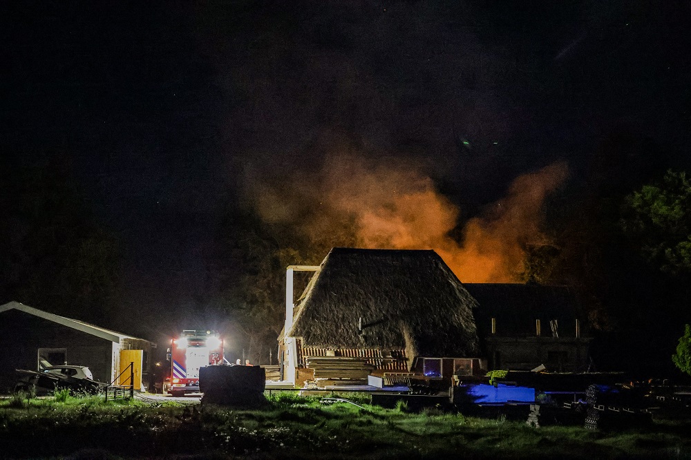 Brand op boerderij snel onder controle