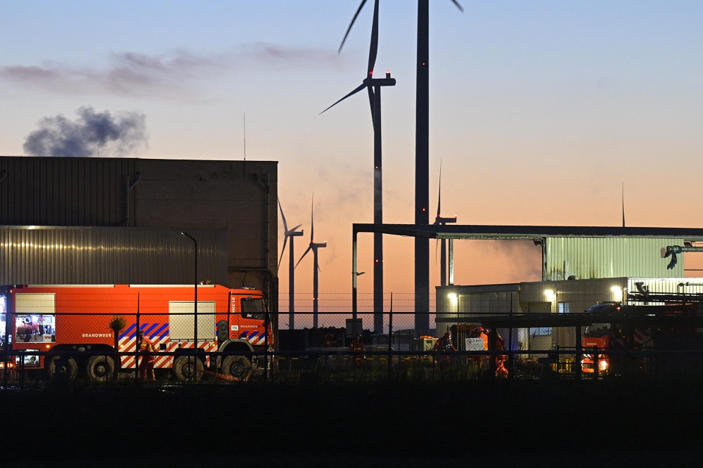 Brand bij bedrijf snel onder controle