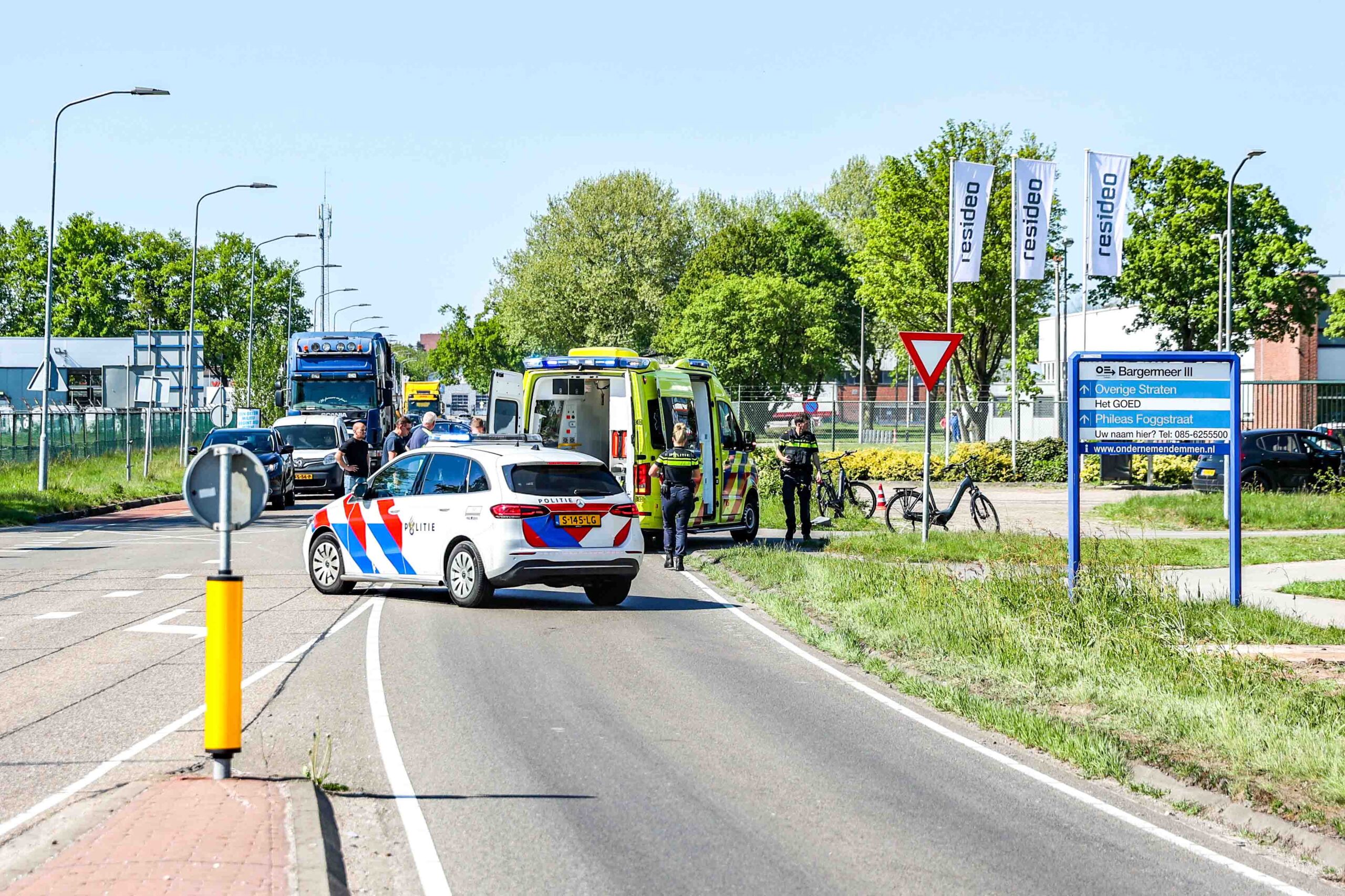 Fietser gewond bij aanrijding op kruising