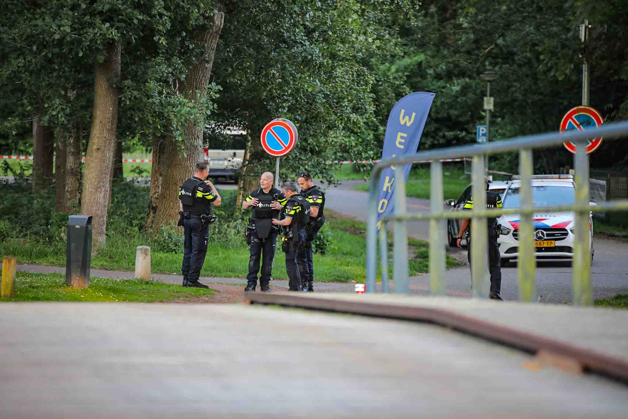 Politie lost waarschuwingsschot bij aanhouding na melding bedreiging met vuurwapen