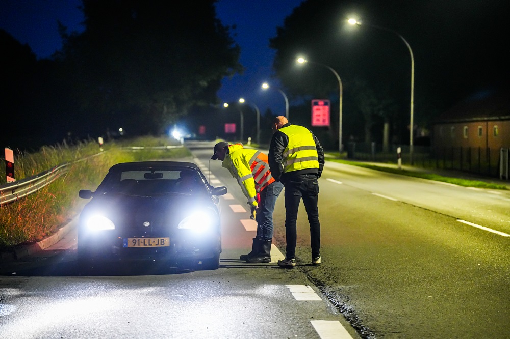 Burgers starten controles bij grens met Ter Apel