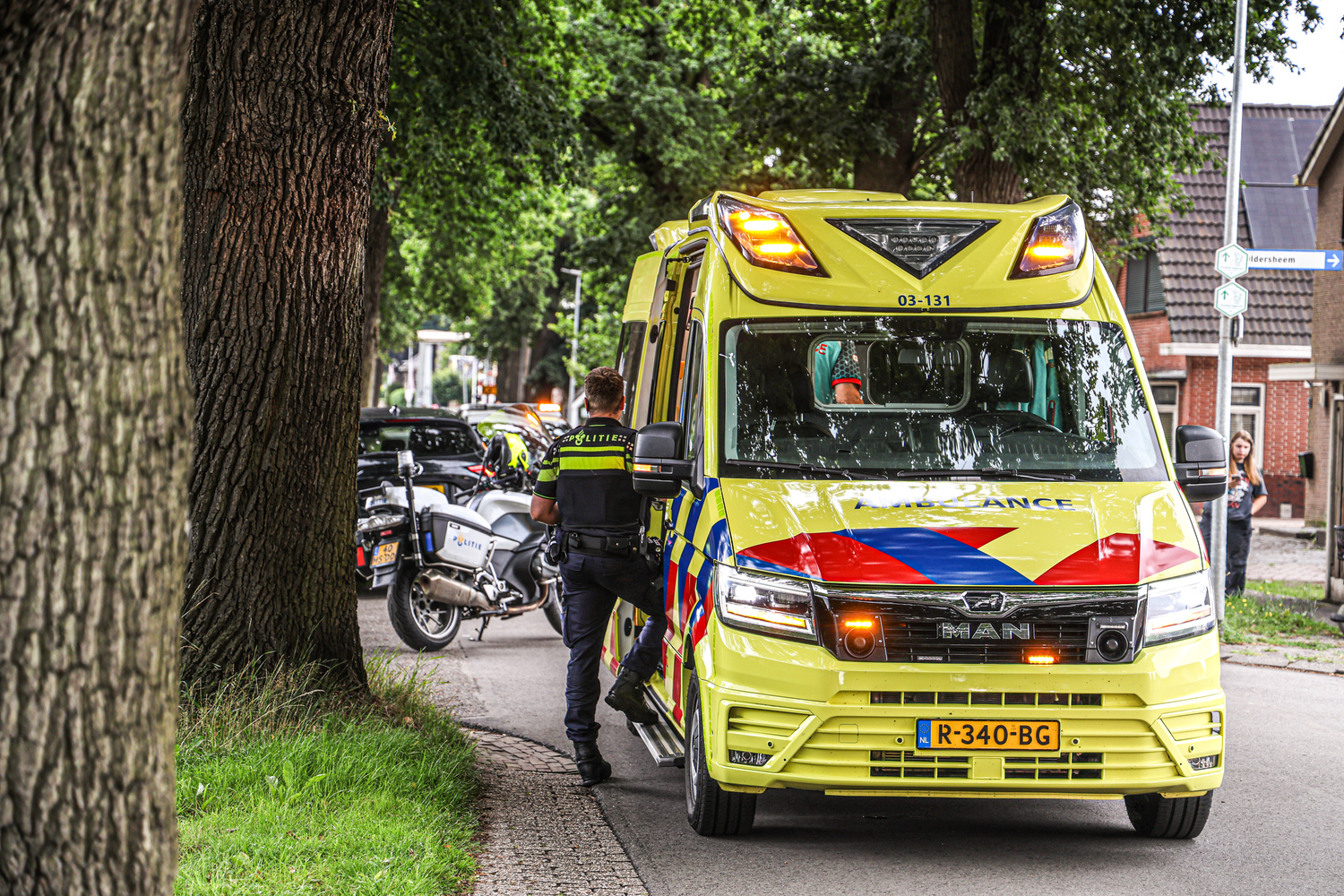 Mountainbiker gewond na aanrijding met auto