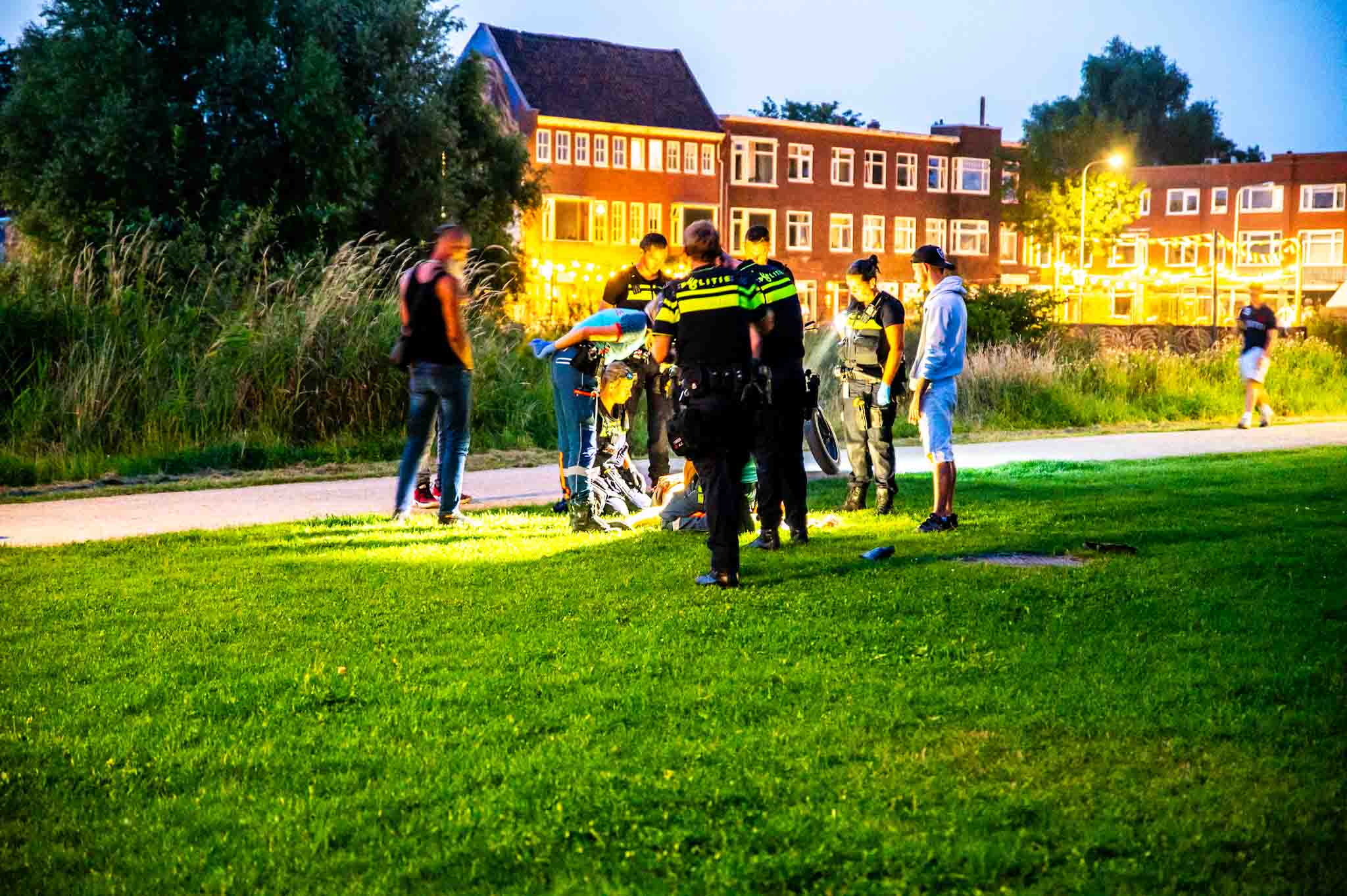 Gewonde en twee aanhoudingen na mogelijk steekincident