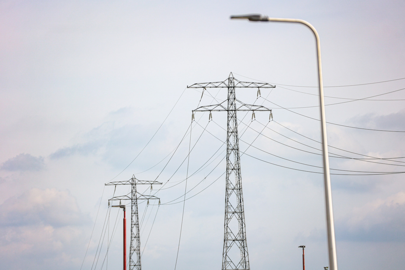 Grote stroomstoring veroorzaakt door schip met hijskraan