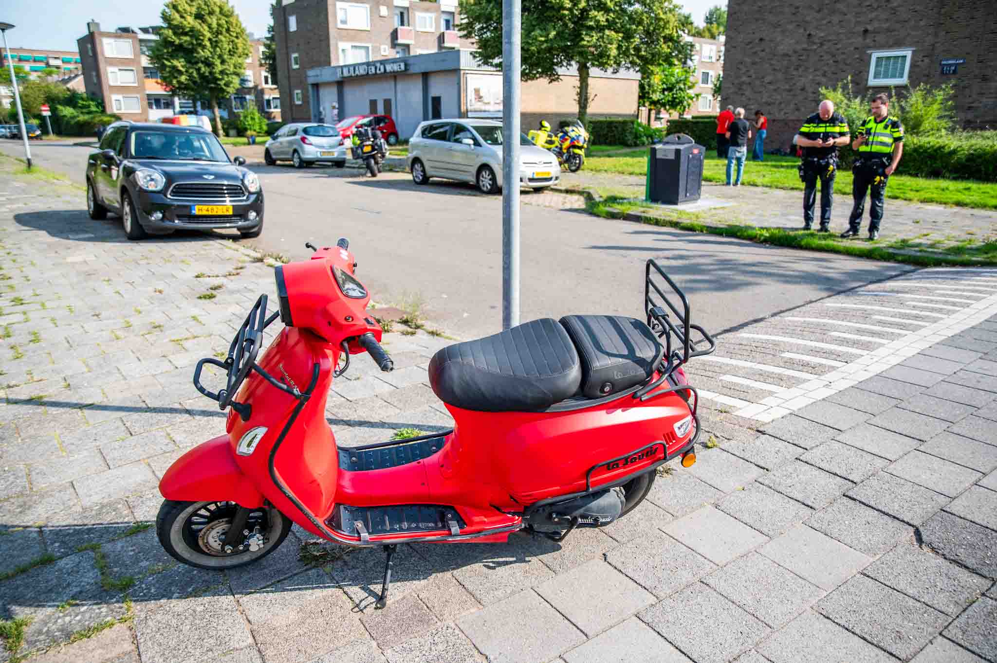 Scooterrijder gewond bij botsing met auto