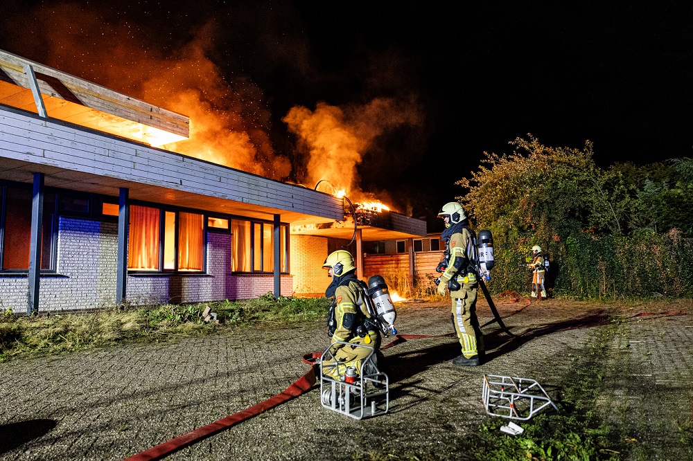 Uitslaande brand in voormalig GGZ-pand