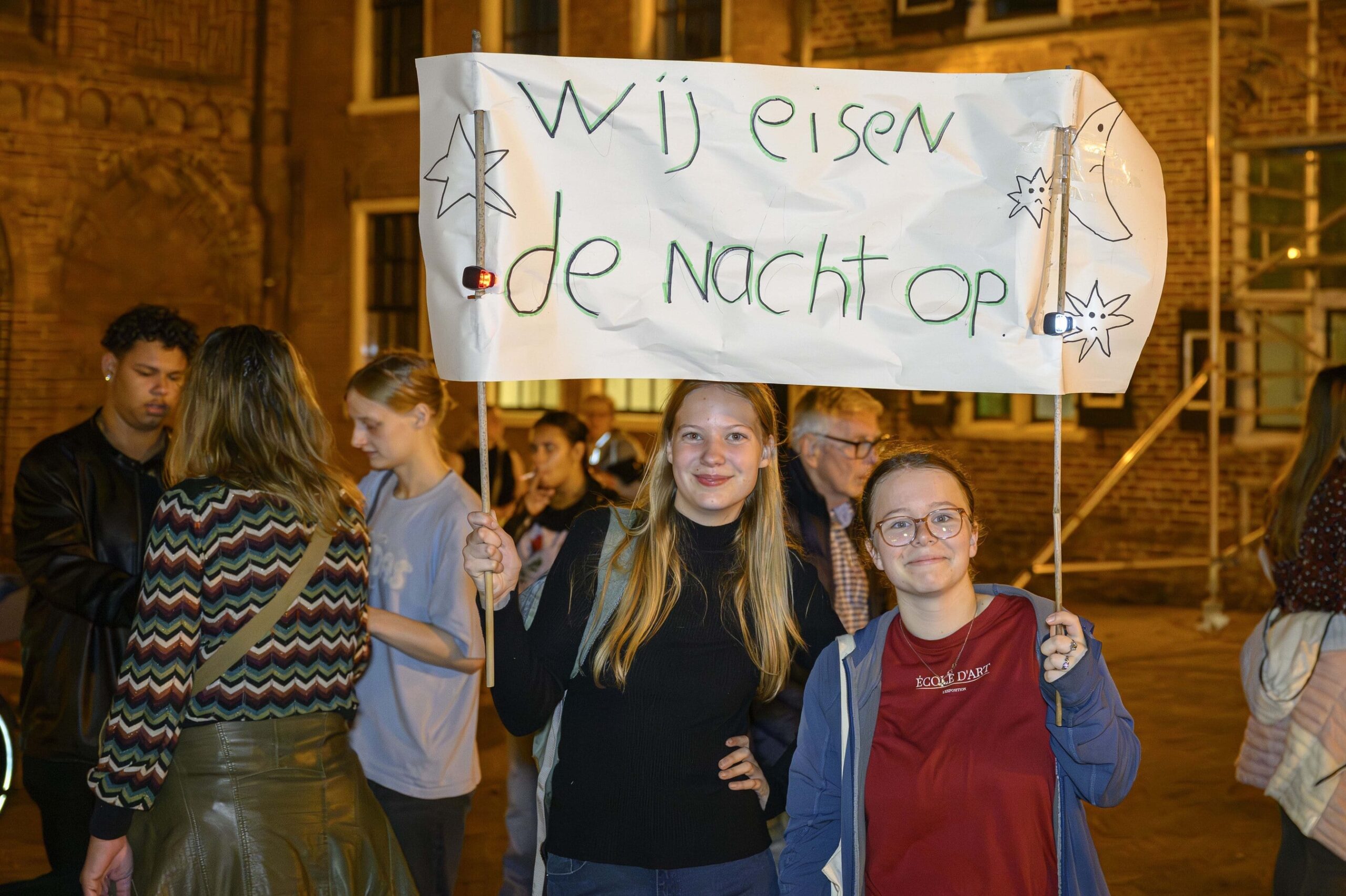 Bewoners Eemsdelta lopen mee met landelijke mars ‘Wij eisen de nacht op’