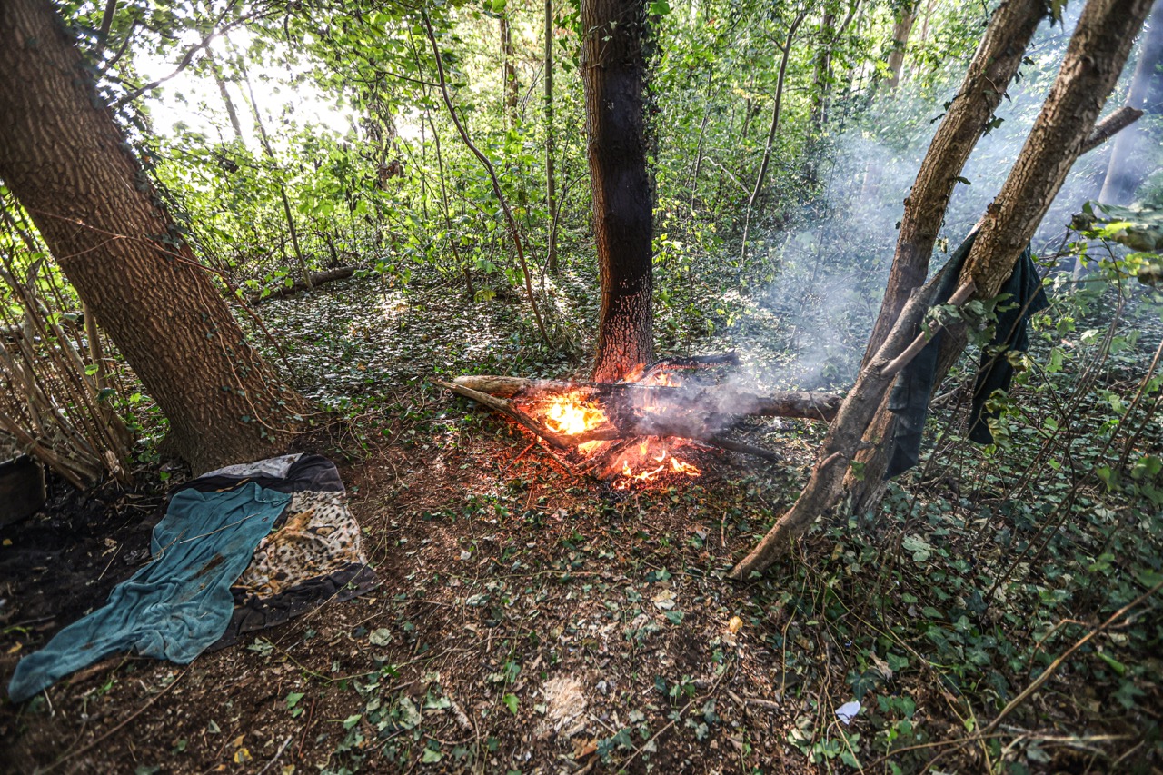 Brand in bosgebied mogelijk veroorzaakt door verbranden koperkabels