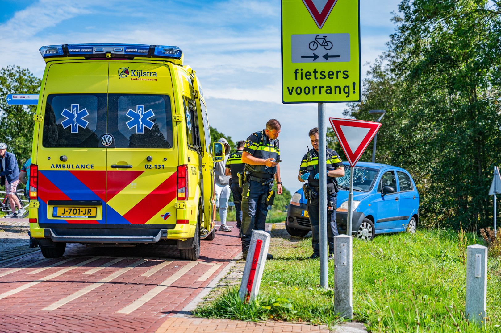 Fietser gewond bij botsing met auto