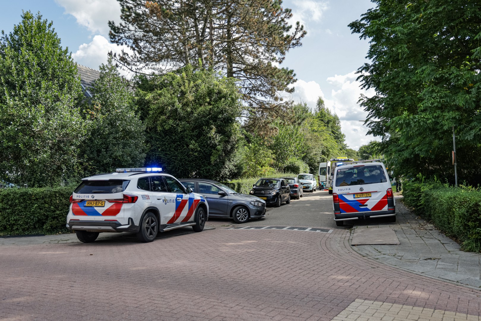 Kind gewond na aanrijding door auto