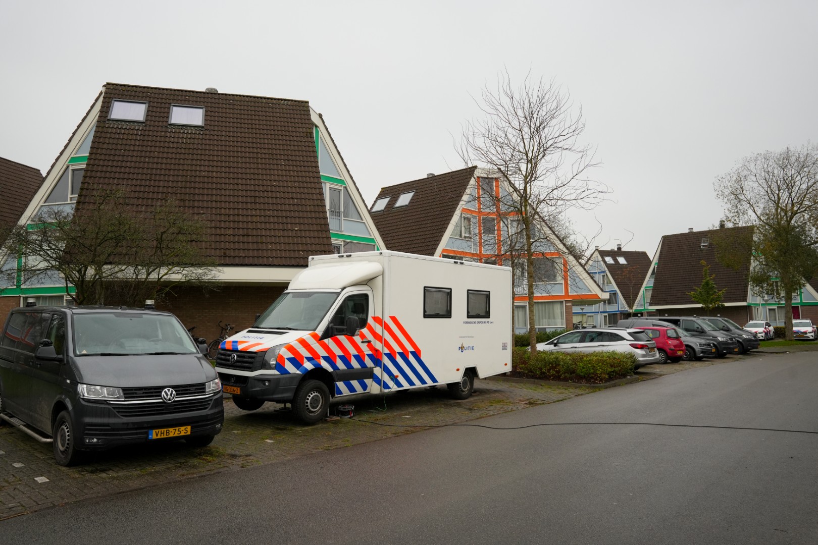 Man (54) door misdrijf om het leven gevonden in woning