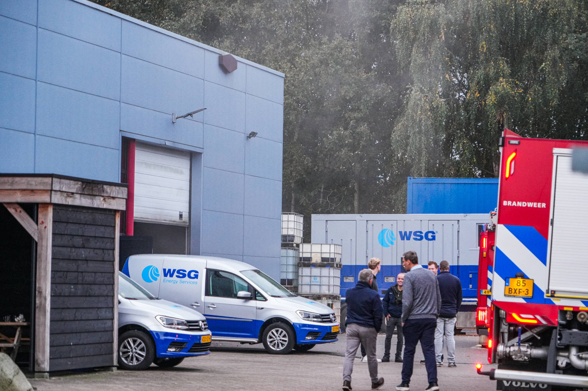 Brand in meterkast van magazijn, pand ontruimd