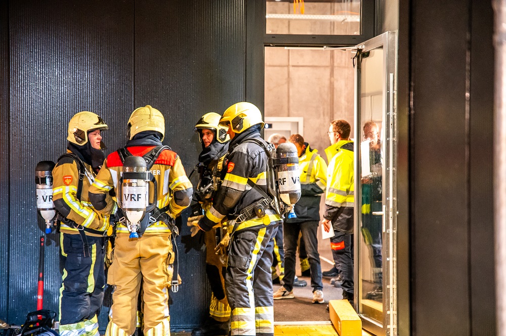 Flat met topsporters ontruimd na spuiten pepperspray