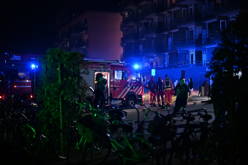 Bewoners van flat geëvacueerd vanwege woningbrand