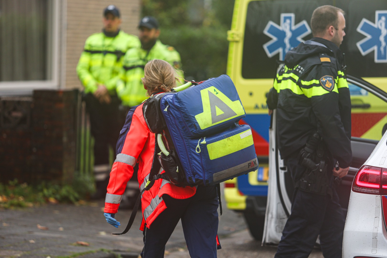 Slachtoffer gewond bij mogelijk steekincident