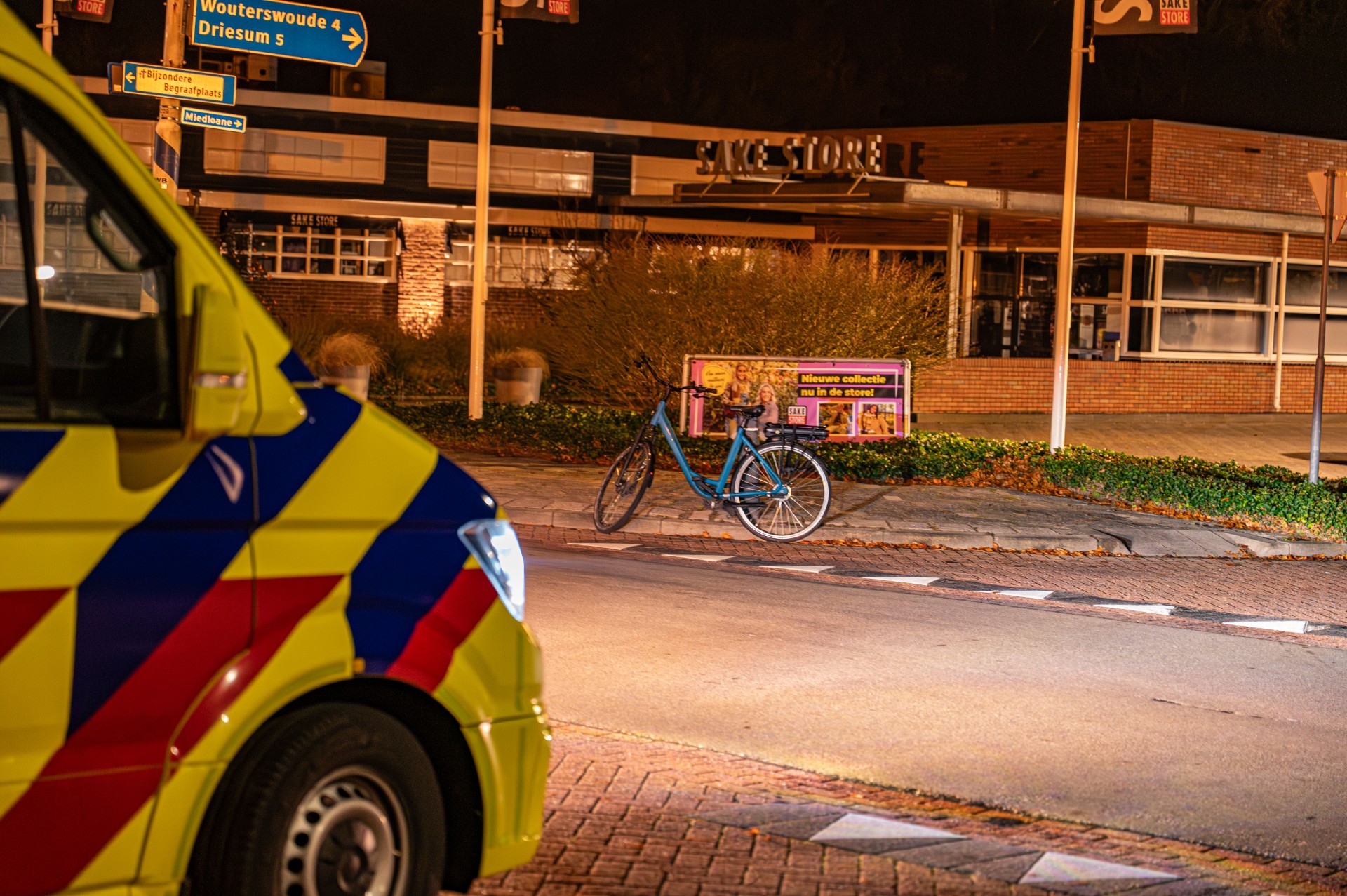 Fietsster gewond bij aanrijding met auto