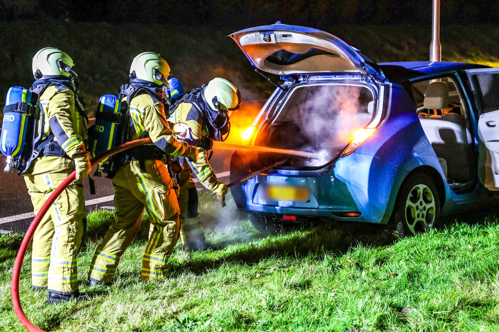 Hulpdiensten rukken uit voor autobrand aan de N391