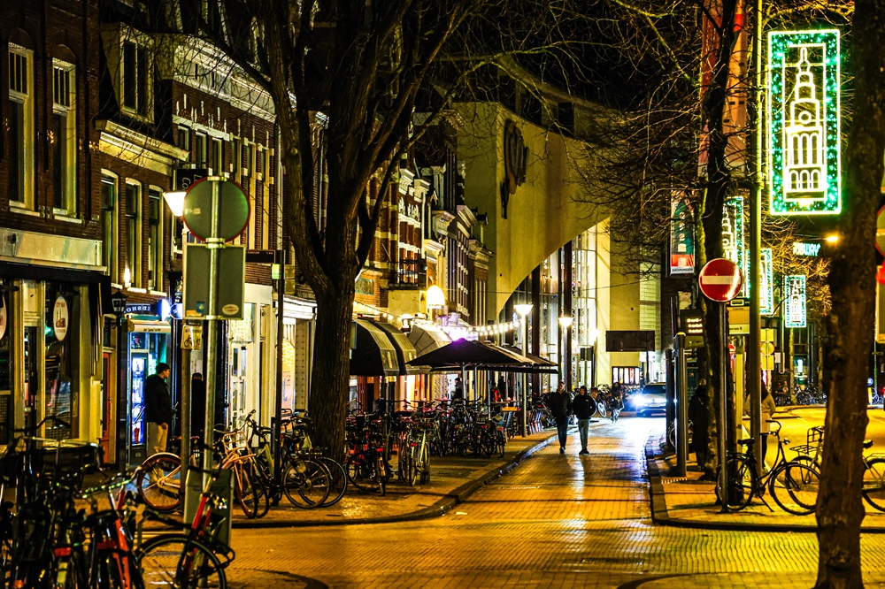 Man (56) aangehouden nadat hij weigert kroeg te verlaten