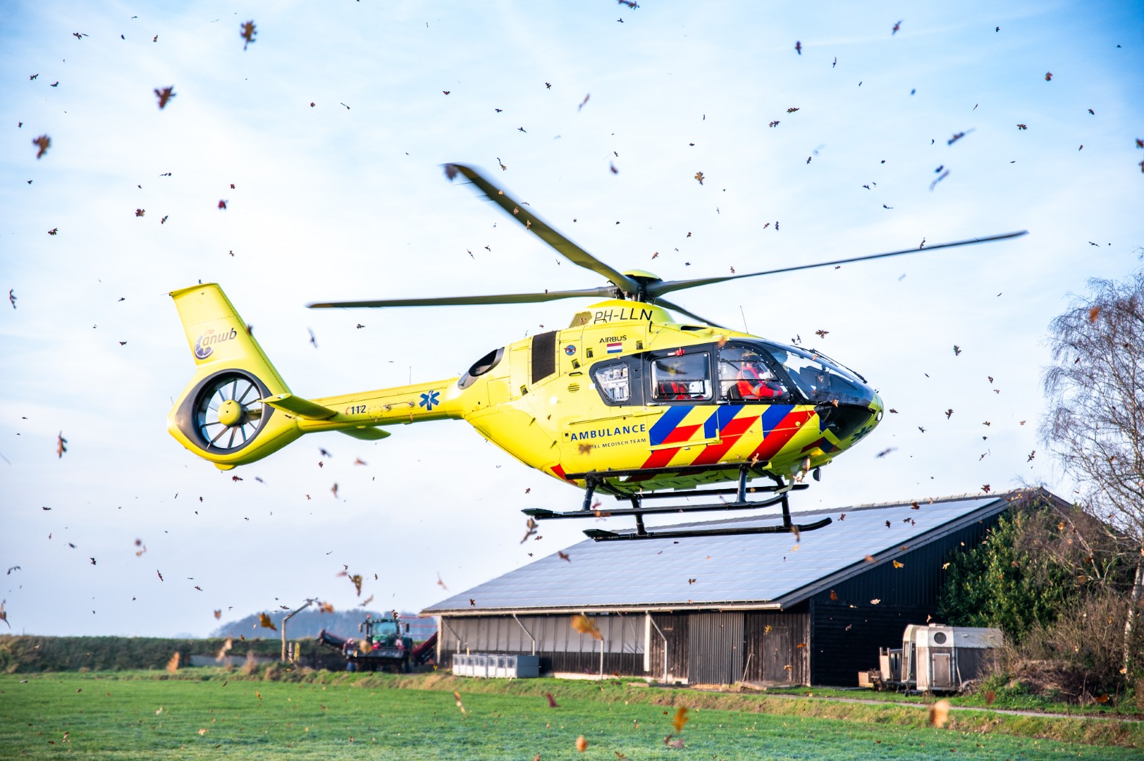 Persoon overleden bij ongeval in schuur