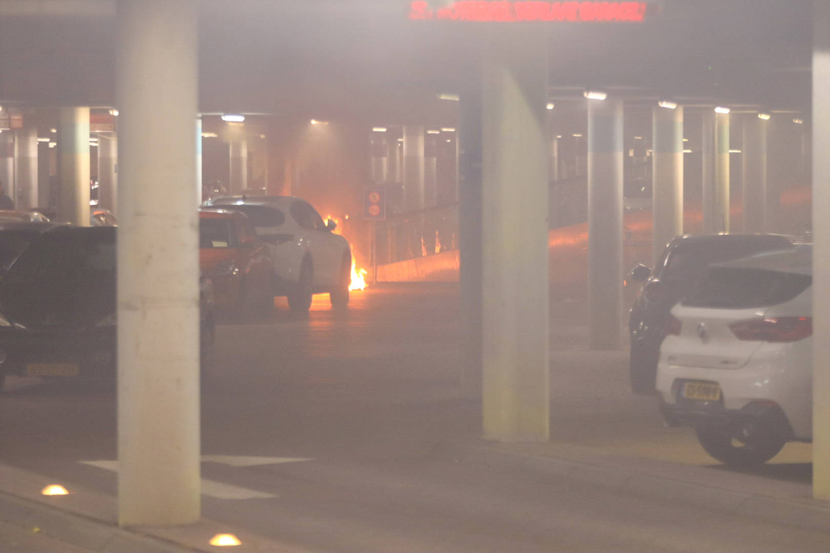 Parkeergarage ontruimd vanwege brand