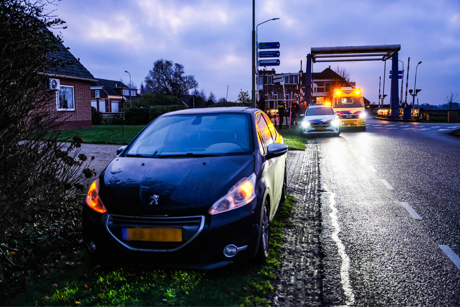 Voetganger (75) aangereden door auto