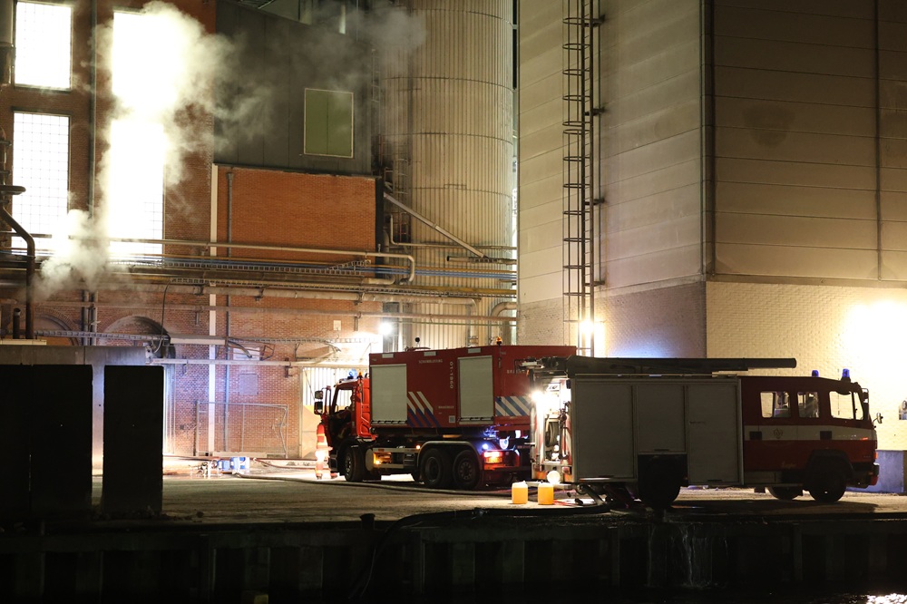 Brandweer uitgerukt voor brand bij suikerfabriek
