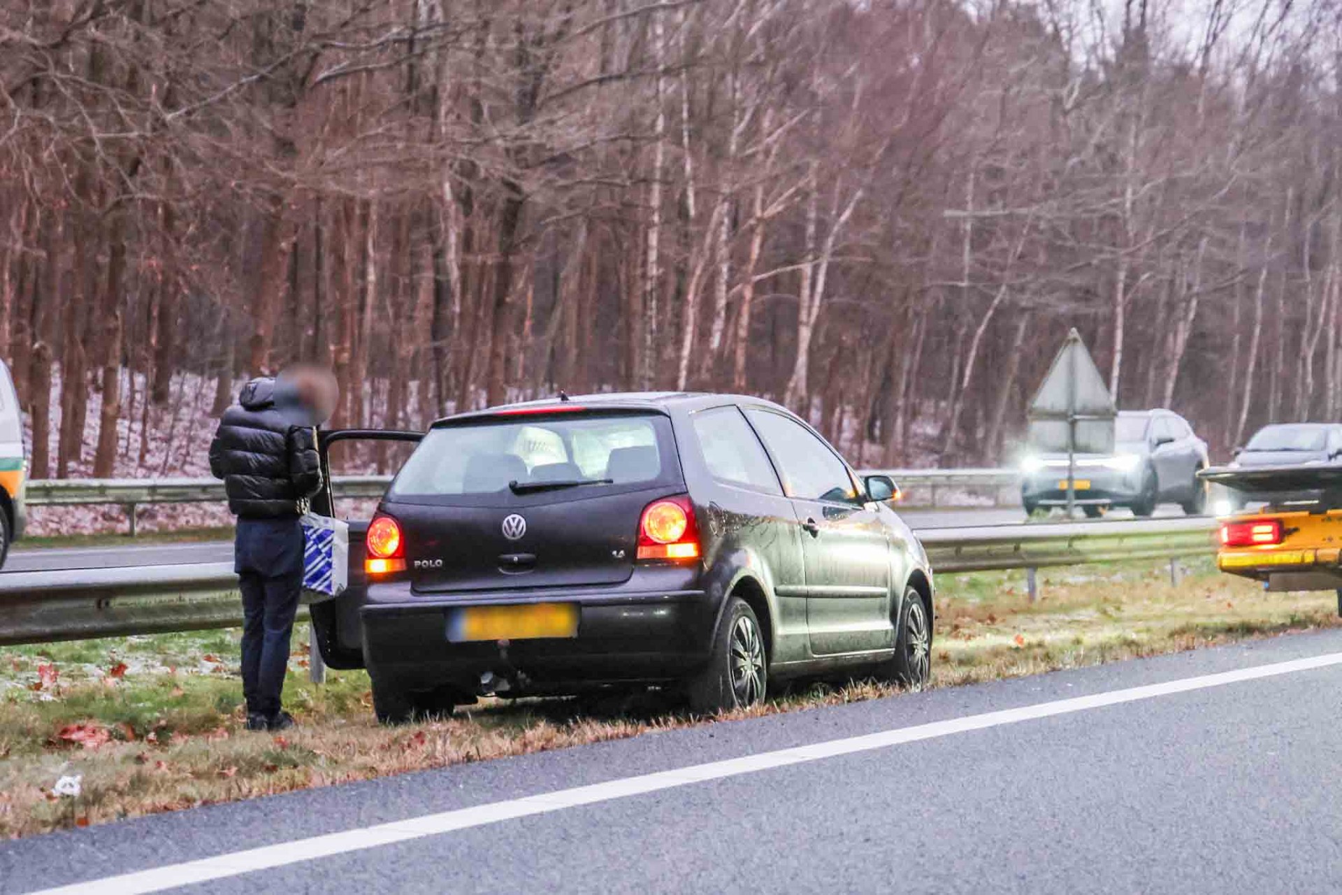 Kop-staartbotsing zorgt voor vertraging op snelweg