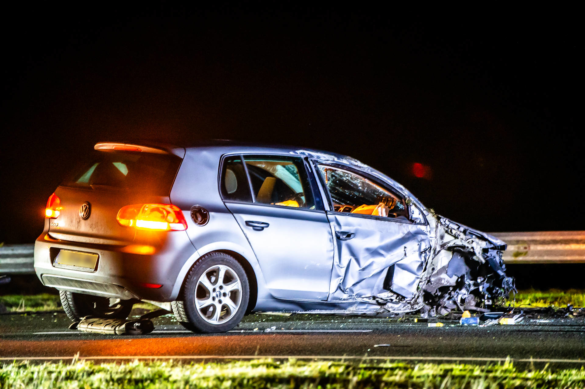 Slachtoffer zwaargewond na flinke aanrijding