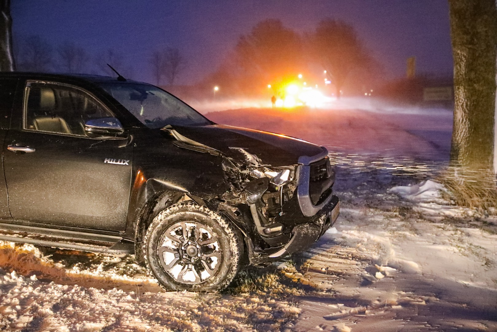 Drie auto’s betrokken bij ongeval tijdens zware sneeuwstorm, één gewonde