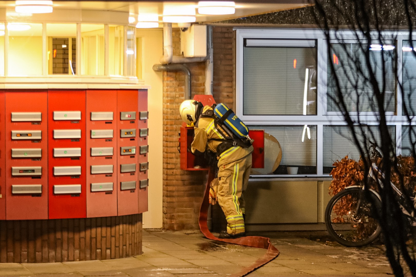 Brand uitgebroken in woning van wooncomplex