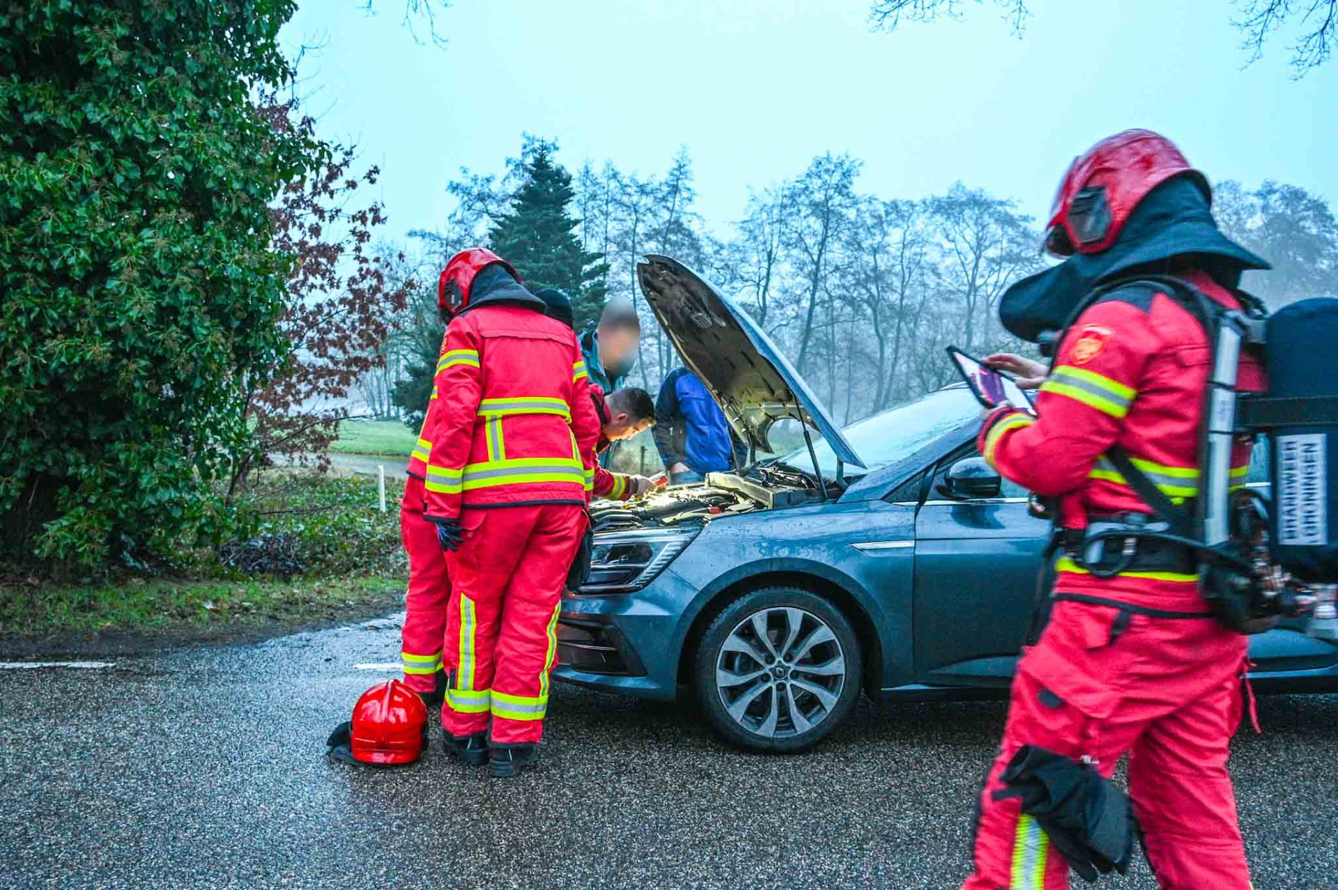Auto begint te roken tijdens het rijden