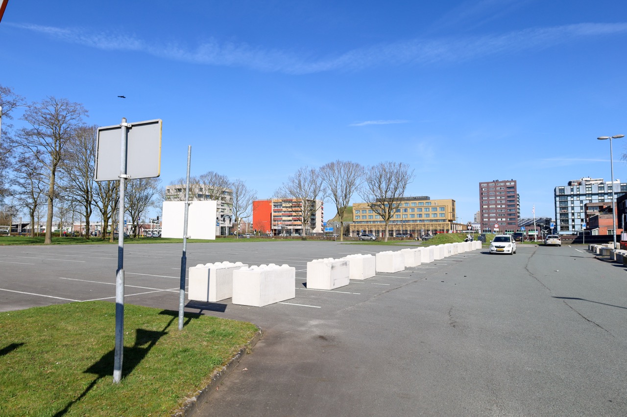 Parkeerplaats tijdelijk dicht na overlast