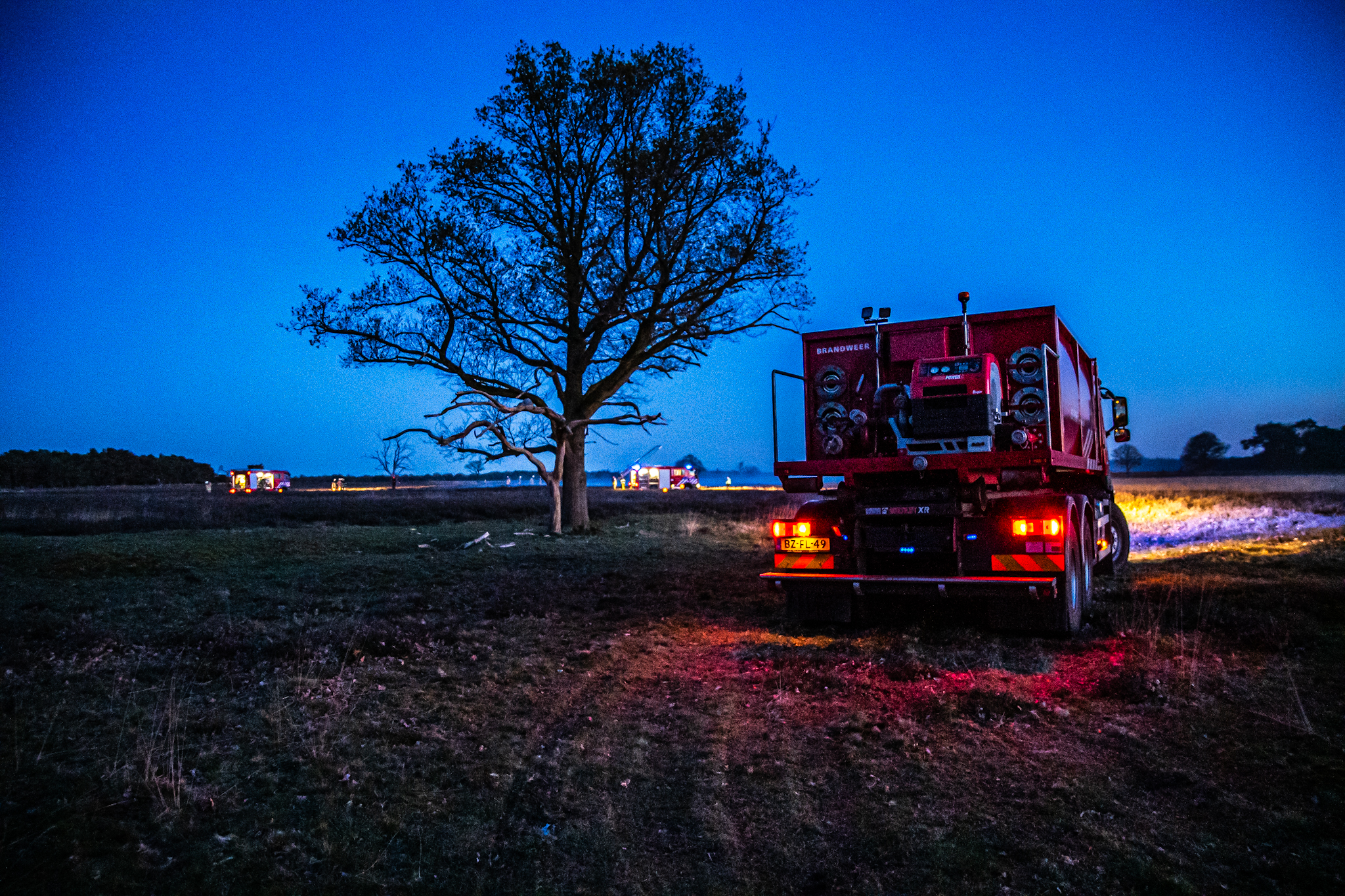 Brandweer schaalt op voor heidebrand in natuurgebied