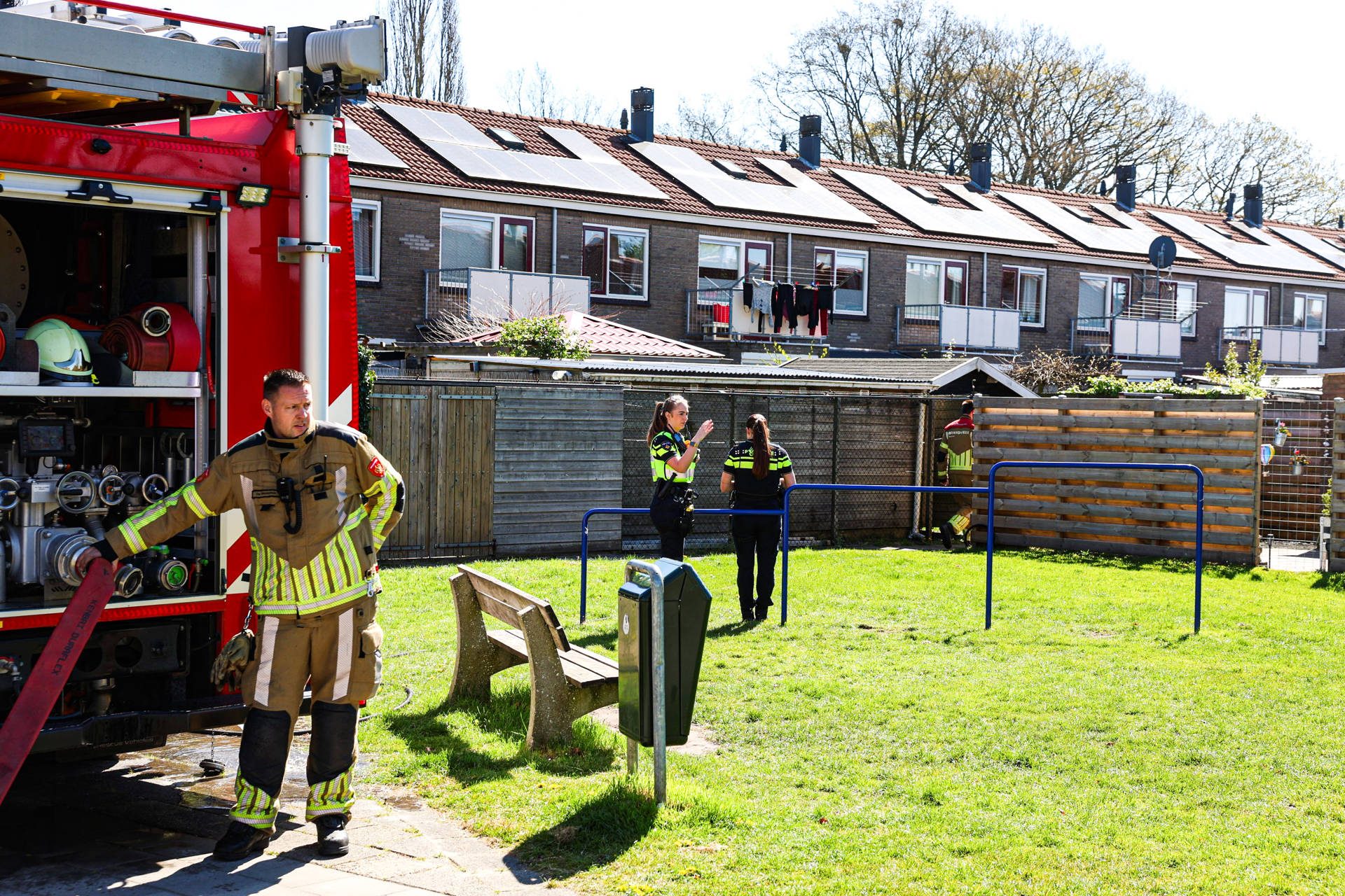 Brand in kliko snel geblust, overslag naar schuur voorkomen