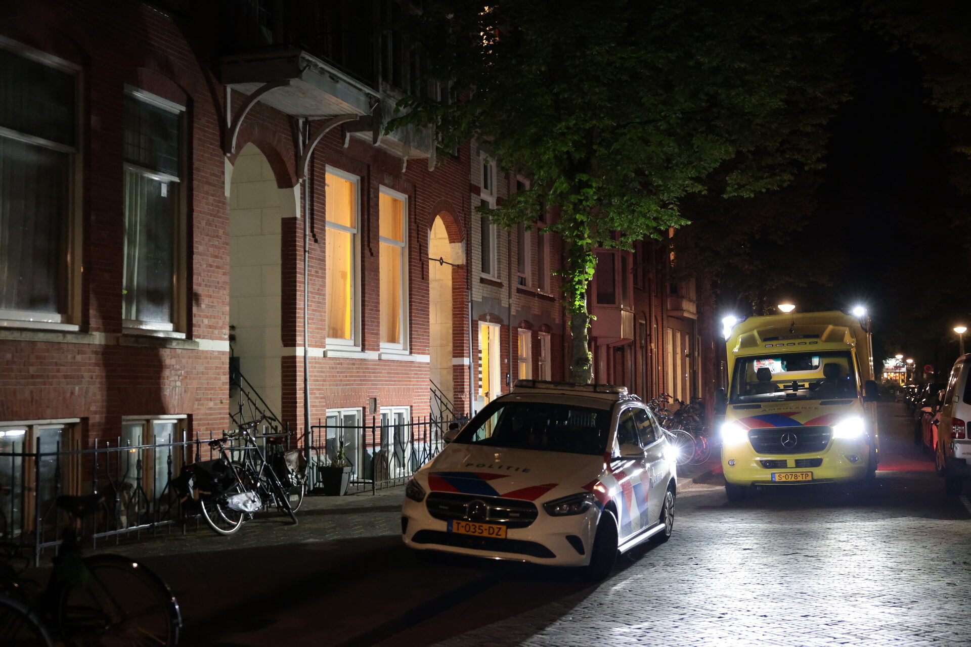 Gewonde bij steekpartij, politie doet onderzoek