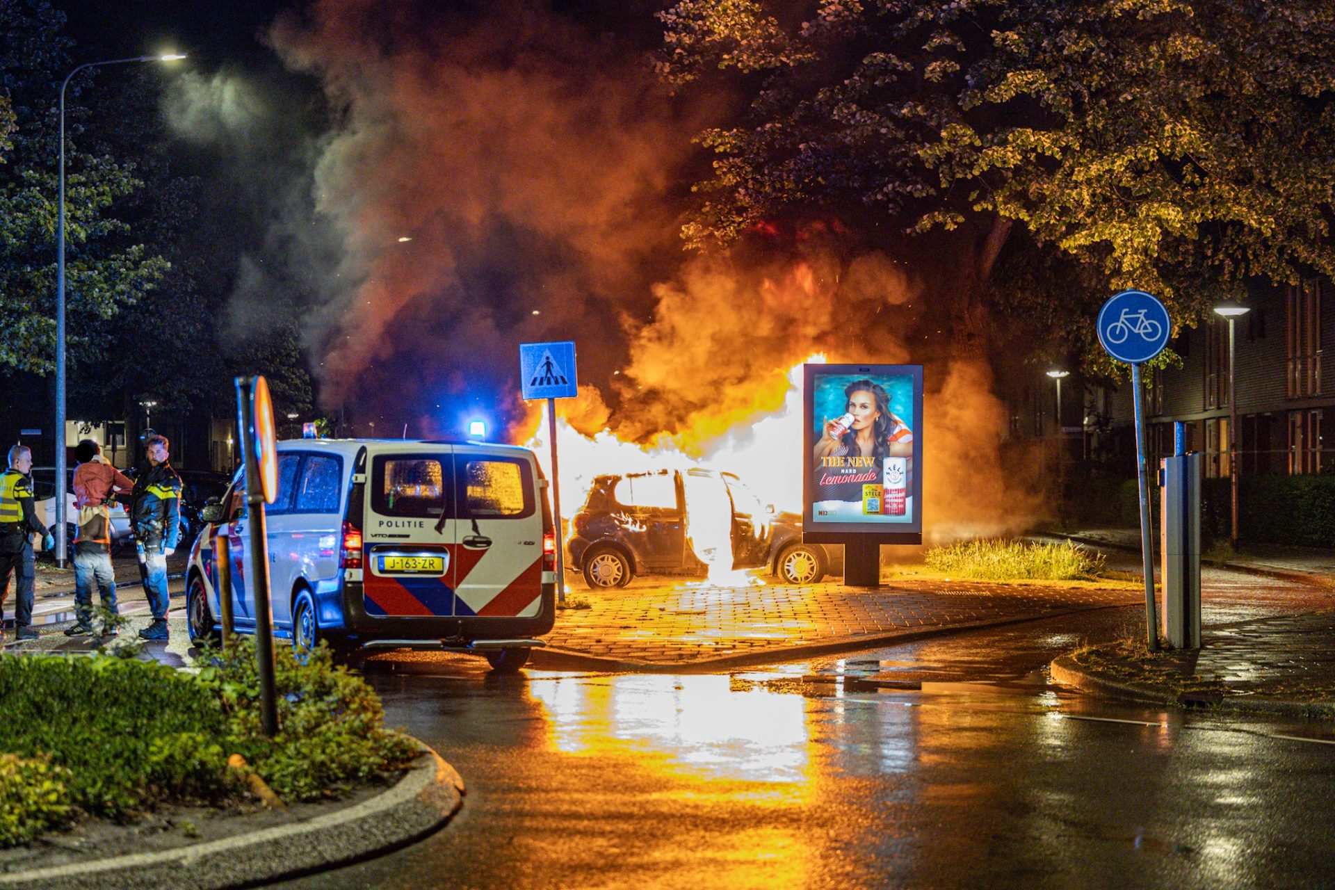 Auto in lichterlaaie, verdachte aangehouden