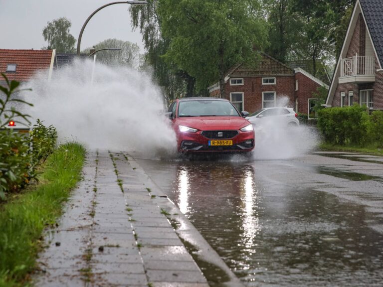 KNMI waarschuwt voor onweersbuien met code geel