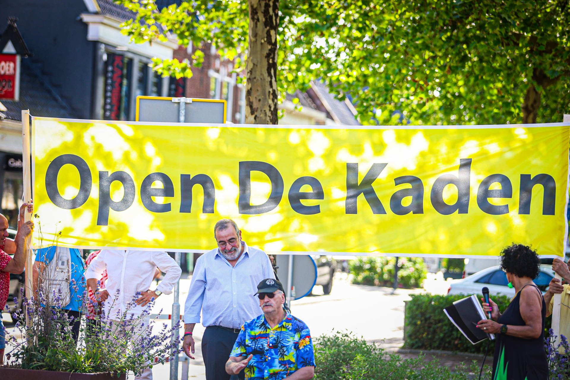 Protestactie tegen autovrije plannen gemeente