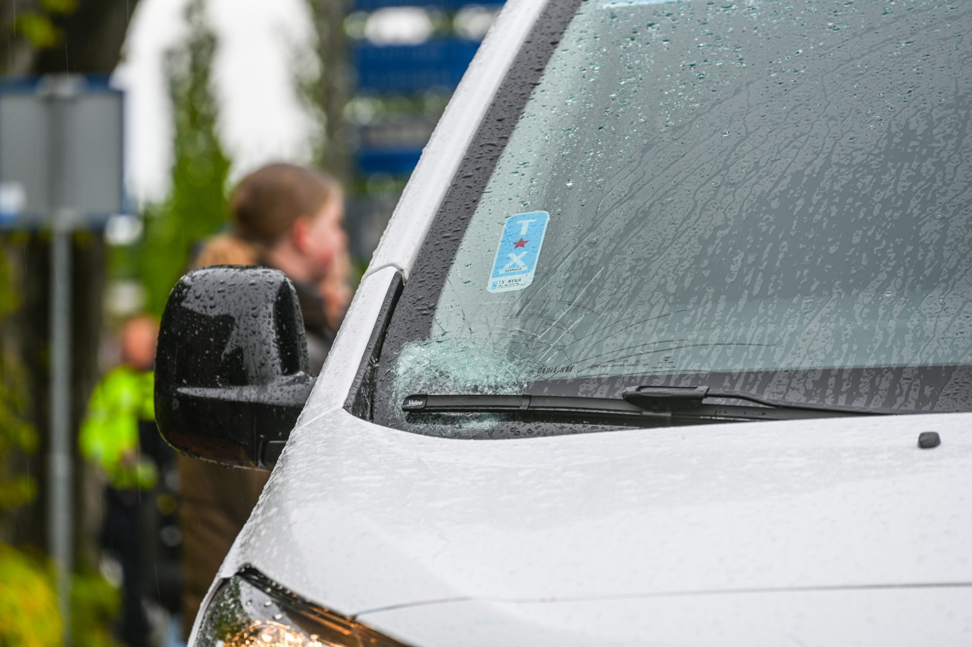 Fietser aangereden door taxi