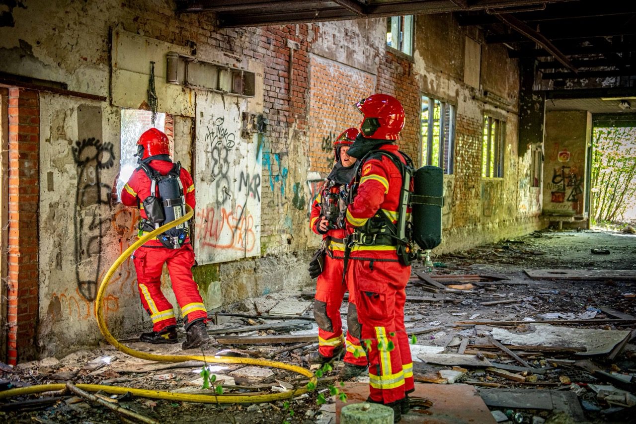 Brand in leegstaand pand snel geblust