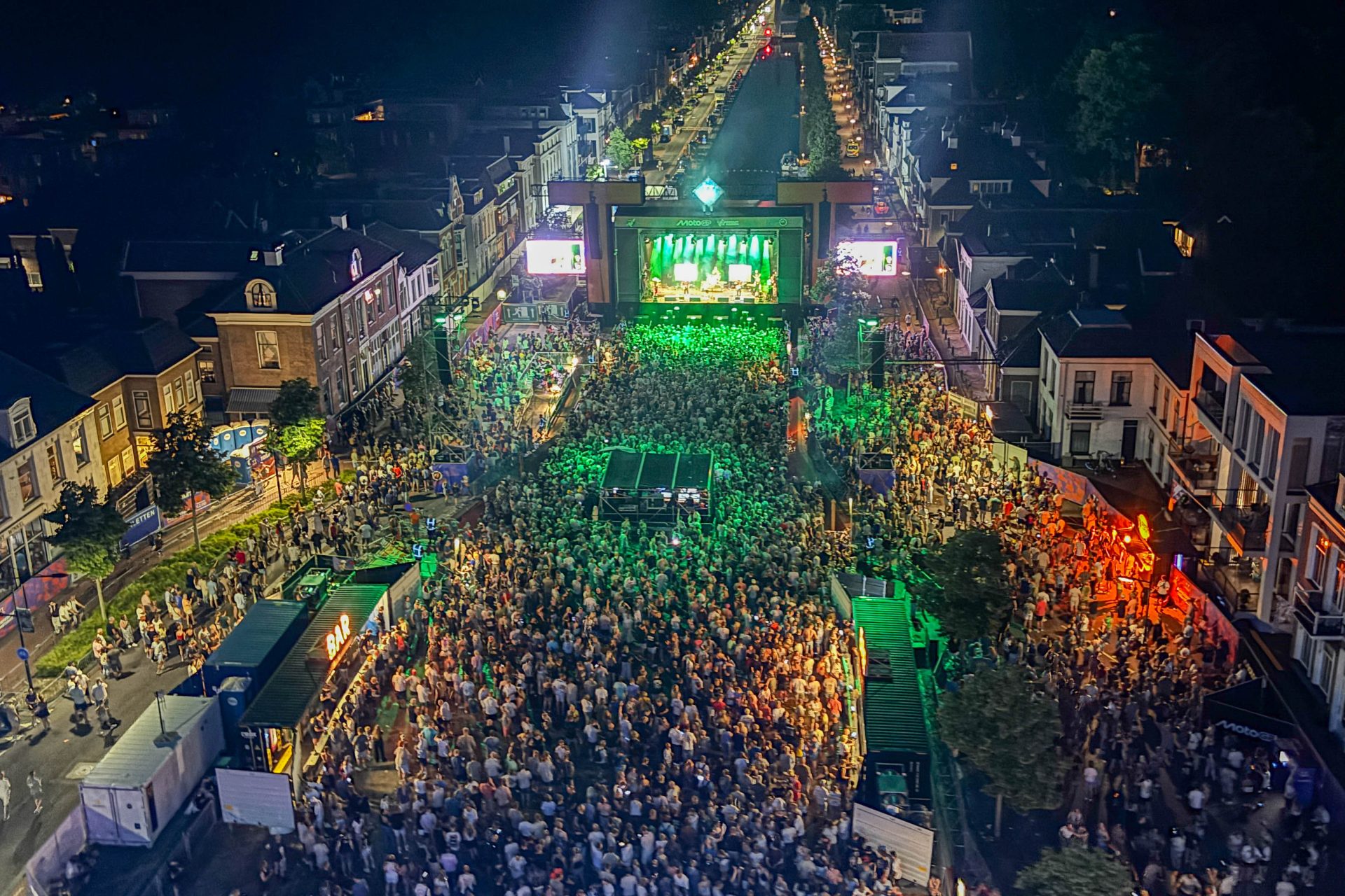 Duizenden bezoekers genieten van drukbezocht TT Festival