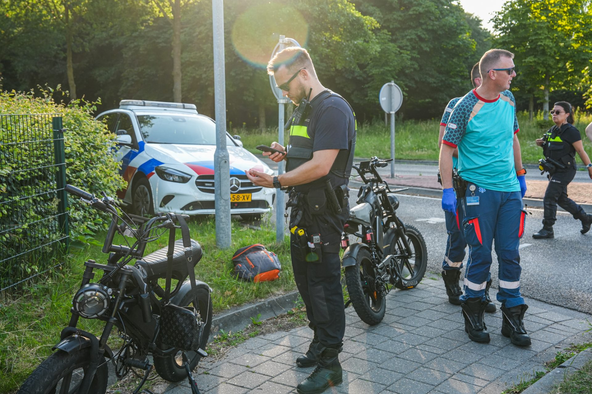 Twee minderjarige jongens op fatbike aangereden
