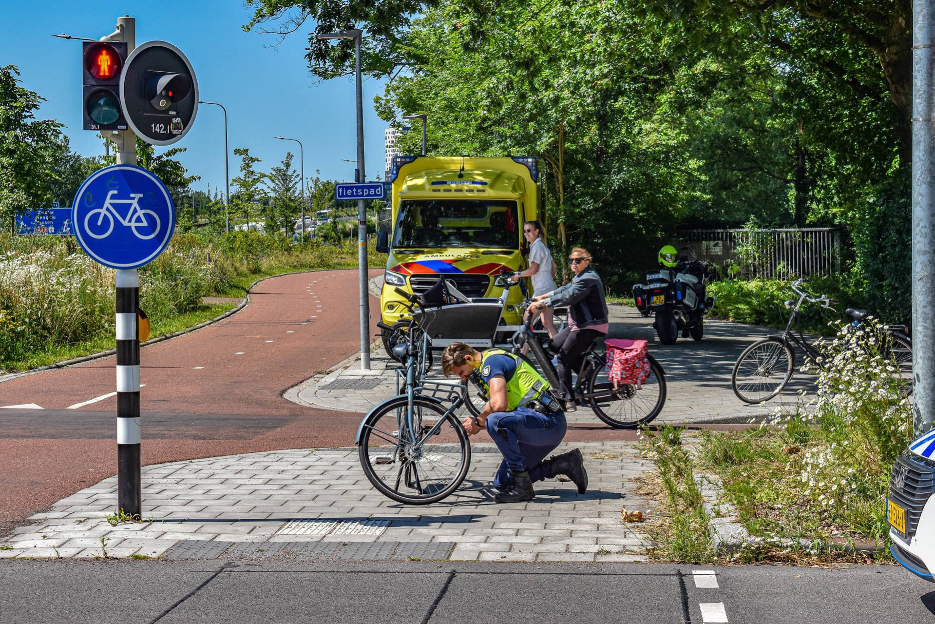 Gewonde nadat twee fietsers botsen met elkaar
