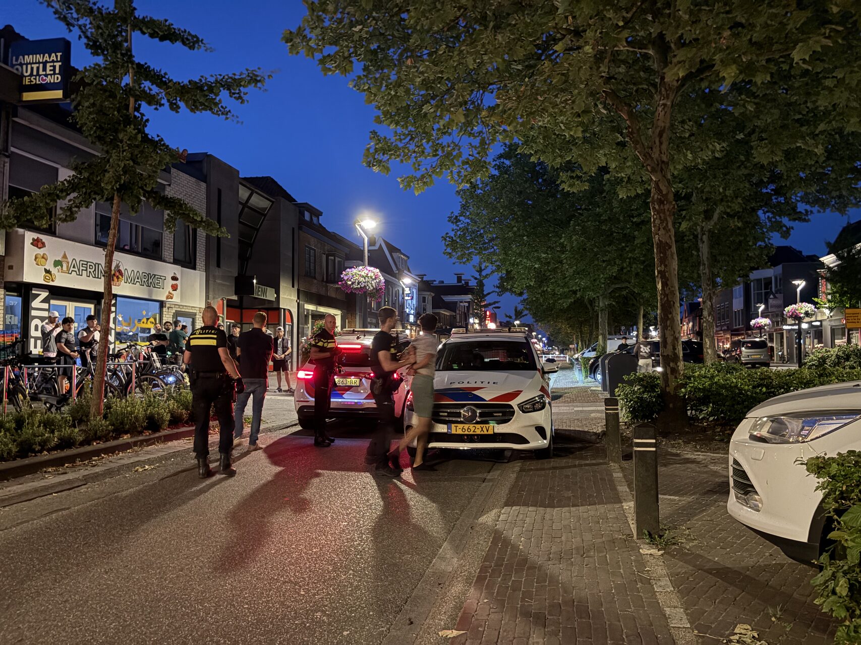 Twee aanhoudingen na grote vechtpartij in centrum van Drachten